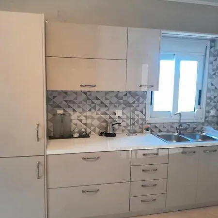 Apartment Peri's